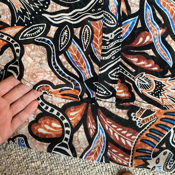 H&M Tribal Print Blouse Eccentric Top Size 4 Sleeveless Tiger Leopard Boho - Picture 3 of 6